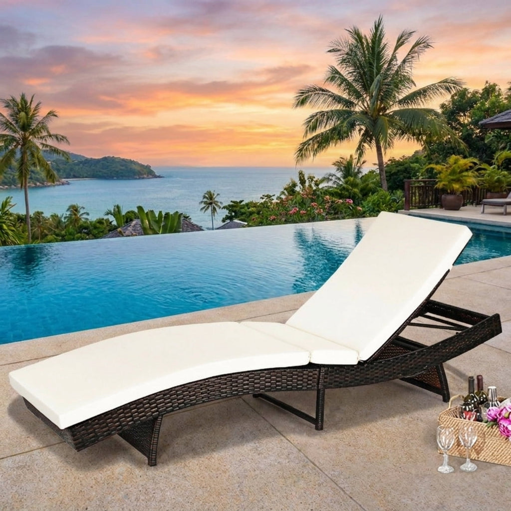 Biotree Patio Folding Chaise Lounge with 5 Adjustable Levels and Cushion Stackable Patio Chair for Garden BackyardWhite